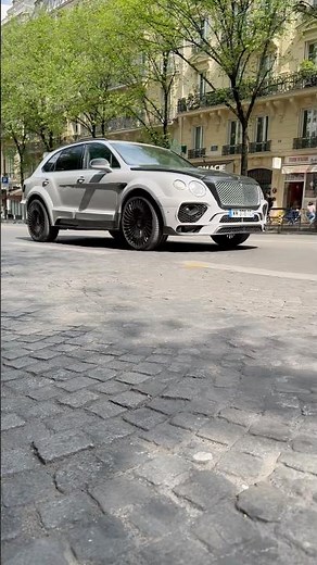 Bentley Mansory sur les Champs 😳