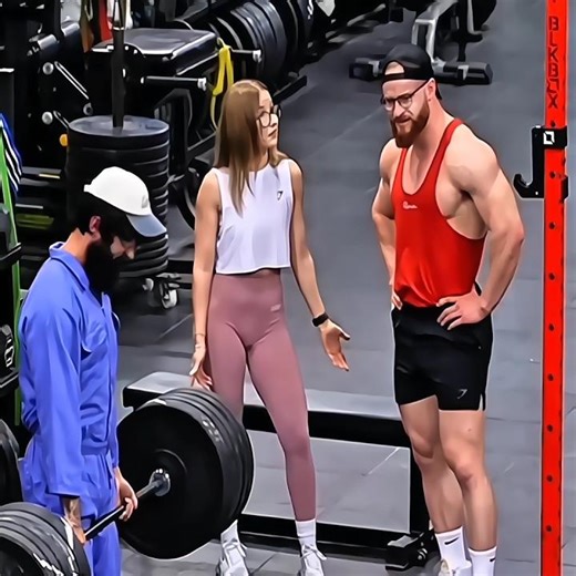 Cleaner vs Gym Bro 💀
