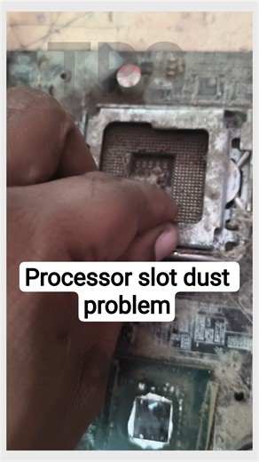 Motherboard ke Processor Slot me Dust? PC Blast Nahi—but Damage Pakka! जानिए सबसे बड़ी गलती