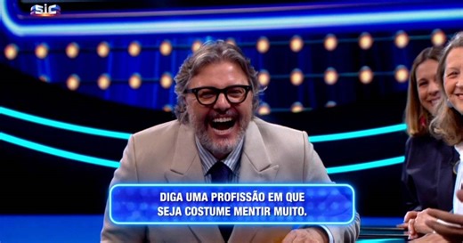 César Mourão perdido de riso: "Não há nada mais bonito do que assumir!"