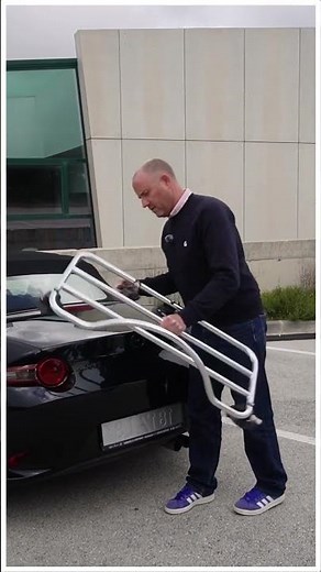 Which way does a convertible luggage rack go on ?