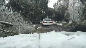 Here's what 1" of ice did to Aiken, South Carolina back on Feb. 12-13, 2014. 346,000 homes lost power and 1.5 million acres of timber were damaged across South Carolina. 📷: Mark Stein | Taylor Kanost