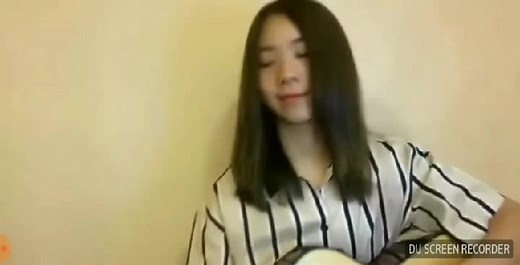 วิดีโอของ Pun.bnk48 (@pun.bnk48) พร้อมเพลง ไม่มีใครรู้ - Pun.bnk48