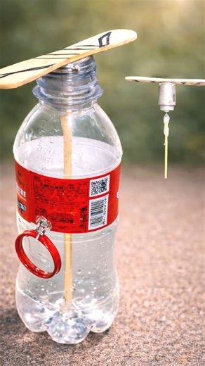 DIY String Propeller! #youtubeshorts #diy #strings #shorts #scienceproject