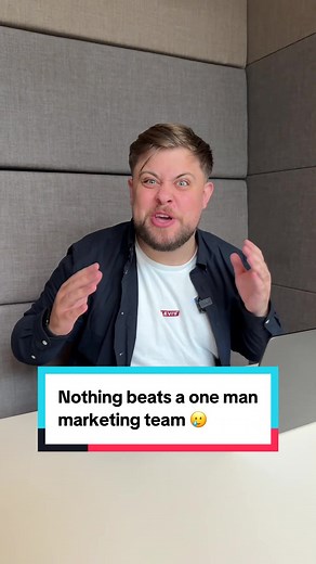 The Benefits of a One-Man Marketing Team