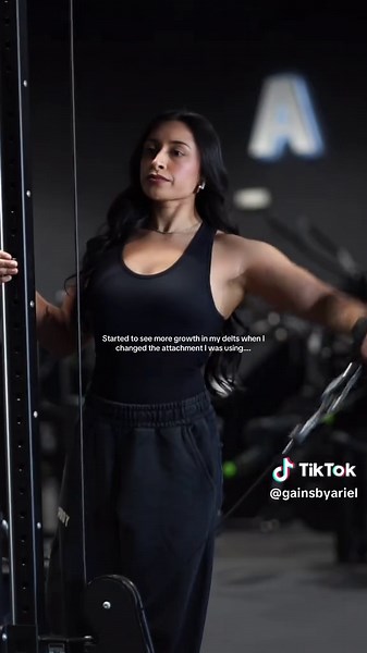 Try this. Because it wraps around your wrist, it reduces momentum and forces a cleaner lift. It also removes forearm fatigue and lets your side delt do 100% of the lifting 🙂‍↕️ #fitnesstips #gymtok #strengthcoach #coaching