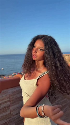 Boucle pour toi Algérie — Bejaia coiffure simple