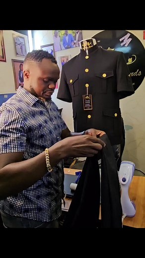 Custom-Made Kaunda Suit: Get Your Perfect Fit Now!