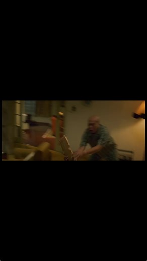 🎬SETANNYA CUAN: Djoerig Salawe | 5 Maret 2026 di bioskop Dua jawara desa – Adang (Joe P Project) dan Asep (Anyun Cadel) – bersaing memperebutkan kursi lurah. Kemenangan Adang justru menyisakan duka: bangkrut dan ditinggal istri. Sebaliknya, Asep malah makin kaya raya, bahkan sanggup melunasi utang-utang Adang. Keduanya juga bersaing memperebutkan hati seorang janda muda bernama Mince (Nadine Alexandra). Rahasia kekayaan Asep akhirnya terbongkar lewat cerita Ujang (Fico Fachriza). Asep selalu me