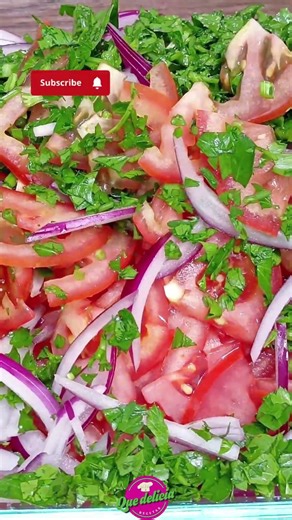 Perfect salad to accompany a roast #deliciousrecipes #easyrecipes #eatwell #roasts