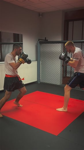 ° Eugene Becher ° on Instagram: "speed drills 🦍🥊 #drills #boxing #k1 #mma #limburg"