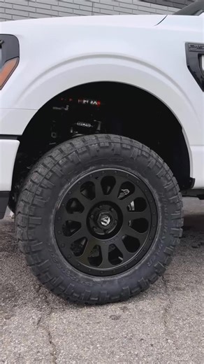 SoCal SuperTrucks on Instagram: "There’s no reason you can’t throw a 4” lift and 35s on a hybrid! 🍃 2025 Ford F-150 ● BDS Suspension 4” Lift System with Upper Control Arms ● Fox 2.5 Remote Reservoir Coil-overs with DSC Compression Adjusters & 2.0 Rear Shocks ● 20x9 “Vector 6” Fuel Offroad Wheels in Matte Black Finish ● 35”x12.5” Nitto “Ridge Grappler” Tires"
