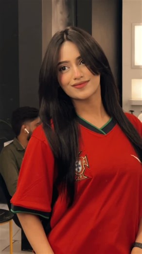 Samreen Ali on Instagram: "Black hair supremacy 😍"