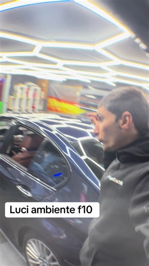 Illuminazione Ambiente F10: Upgrade per la tua Auto