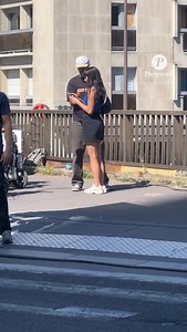 67K views · 164 reactions | ✨ Camille Lou en plein tournage de Cat’s Eyes à Paris. @camillelouofficiel L’actrice et chanteuse incarne l’une des héroïnes de la célèbre adaptation, actuellement filmée dans les rues de la capitale. Un projet très attendu qui devrait séduire les fans du manga culte comme un nouveau public. #CamilleLou #CatsEyes #TournageParis #Série #Bestimage #Purepeople | Purepeople.com | Facebook