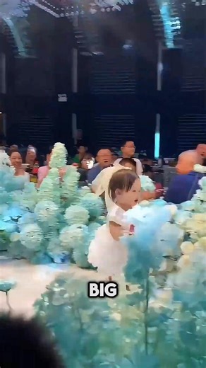 The Most Beautiful Job At Weddings | Frame Frenzy