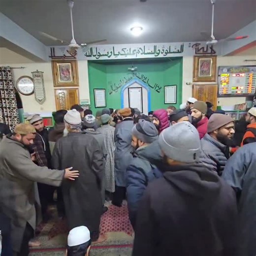 Mobile bazaar Srinagar on Instagram: "Kya aap inko janty ho...... #instagood #instagood ##instagood #weather #sunday #damaka #srinagar #pahalgam #love #srinagardiaries #srinagar #gulmarg #pahalgam #instagram #instagood #follow #backtoschool #followers #follow #followforfollowback #followme #model #modelo #srinagardiaries #bestvacations"