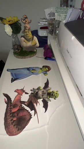 Shrek-Core Baby Shower Centerpieces DIY