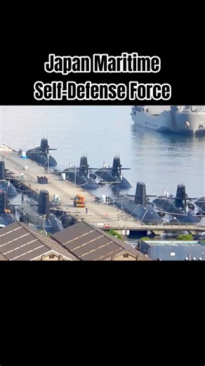 Japan Maritime Self-Defense Force at Kure Pier #navy #jmsdf #submarine #military