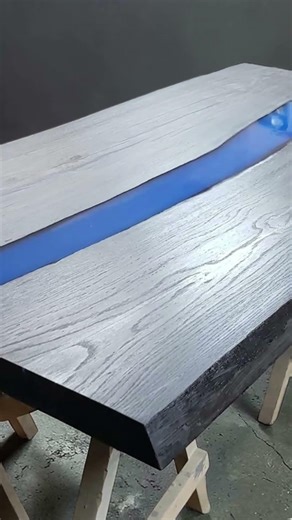 Handcrafted Black Oak Resin River Dining Table – Solid Oak – Custom Legs – 208×96 cm