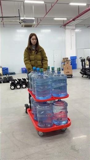 Delivering water with the XSTO ET300P2 motorized platform cart just hits different. #HoverboardCart