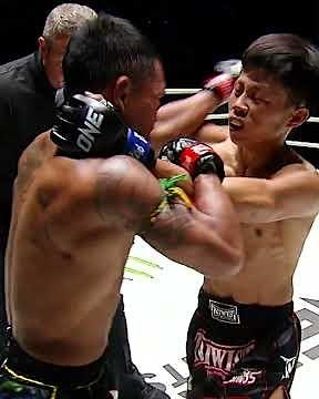 Flash back to the INCREDIBLE collision between Sanpet and Yodkritsada! 💪