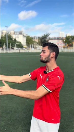 Did you see that at the end?! 😂 #youtubeshorts #shorts #football