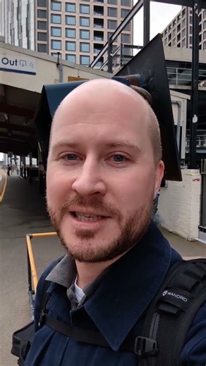 Meeting Huttie Building Services - Commusoft Testimonial Preview