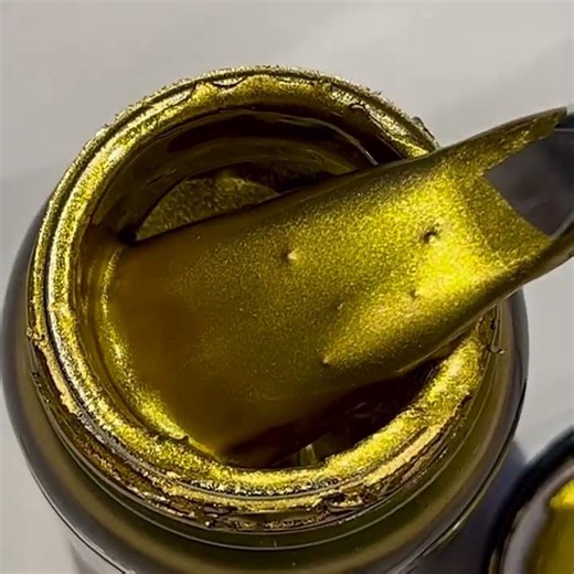 GILD Gold - The New Way to GILD! A rich, heavily pigmented, illuminating yellow gold with warm