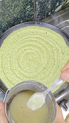 Andhra Special Pesarattu Recipe !!