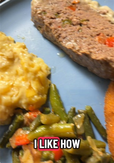 I made a sirloin meatloaf in the instant pot! 🔥 Follow me on IG and sub to my YouTube @ DukeDerrian backup @DukeDerrian2 🫶🏾 #dinner #dinnerideas #viral #contentcreator #fyp