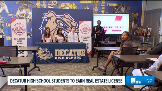 Decatur High students work to earn real estate license