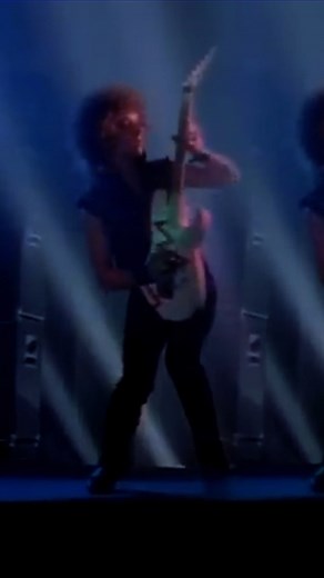 Autograph - Turn up the Radio #guitar #stevelynch #guitarsolo #autograph | LS Guitar Videos