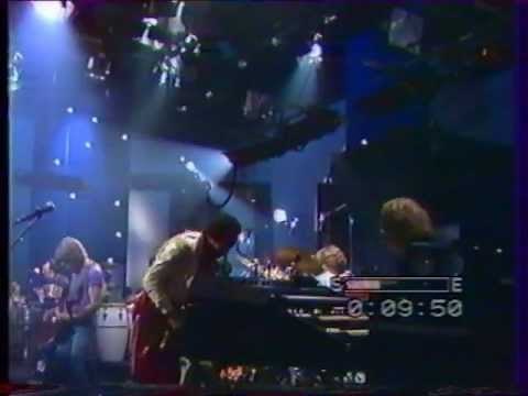 Carlos Santana "Searchin'" 1981 Live