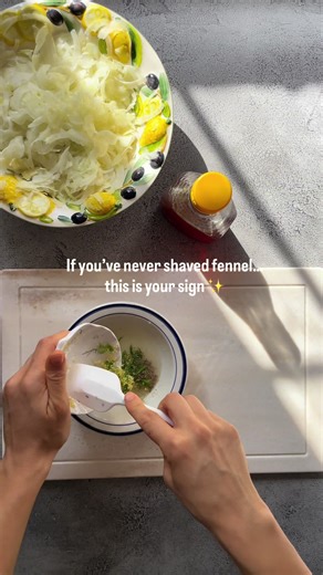 Refreshing Fennel Salad with Black Olives Recipe