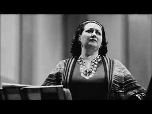 Montserrat CABALLÉ. Casta Diva. Norma. Vincenzo Bellini. Live 1974 Monte-Carlo