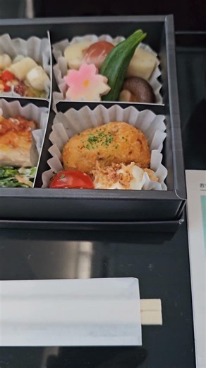 【5月の機内食】ANA国内線プレミアムクラス「The Premium Kitchen」