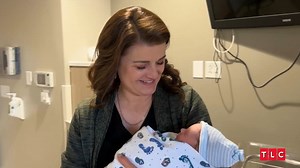 1.7M views · 11K reactions | Robyn gets emotional as she and Christine reunite for the birth of their grandsons 梁 Watch it all unfold on #SisterWives, tonight at 10/9c. | Sister Wives | Facebook