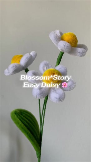 DIY Fuzzy Wire Daisy Craft 🌸