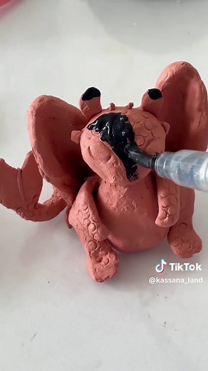 Furia Nocturna: Manualidades e Inspiración con Chimuelo