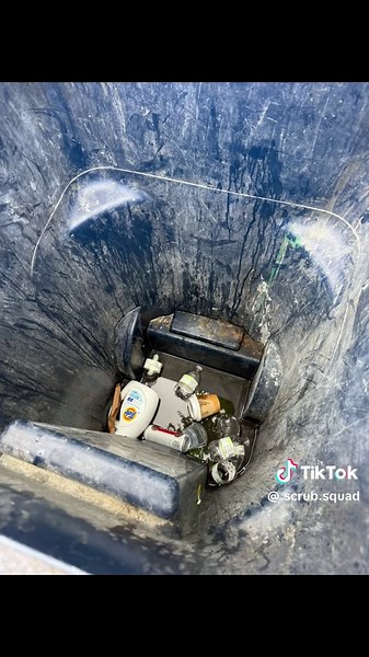 Effective Trash Can Cleaning Techniques