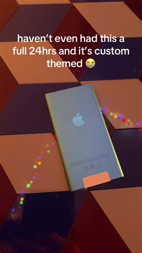 yeah 2013 variant running 2015 software🙏#fyp#ipodnano7#ios26 | iphone