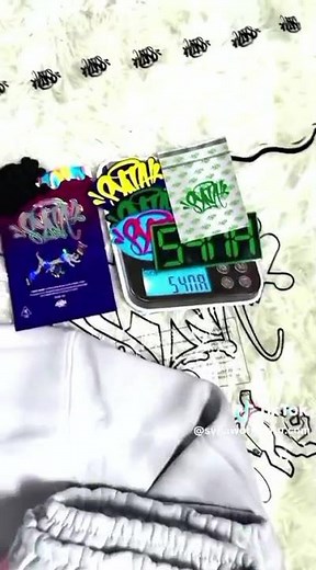Syna World Tracksuit
