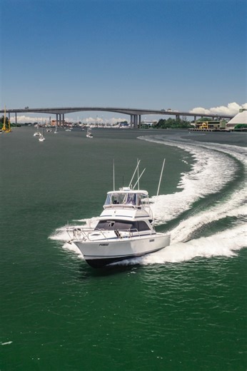 COMING SOON! | 2005 Caribbean 35’ Flybridge A well maintained example of one of Australia’s most trusted thirty five footers, this Caribbean 35 will be hitting the market shortly. Powered by twin Cummins shaft drives and set up for straightforward, enjoyable boating, she is ready for weekends offshore with your mates or relaxed family time on the water. Freshly antifouled, detailed and prepared for summer, this 2005 Caribbean 35 Flybridge is well presented and ready for her next owners. More inf