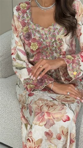 Sf Fashion on Instagram‎: "تفصيل فقط #اكسبلور #explore #مخاوير #مخاوير_اماراتية #ريلز"‎