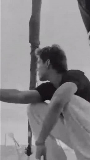 “HOT GIRL PROBLEMS” OFFICIAL MUSIC VIDEO Starring Hannah Fields & Iris Kendall OUT NOW!