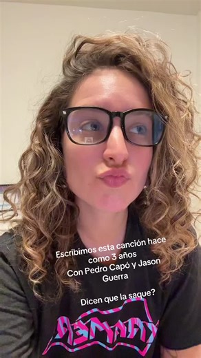 Uno encuentra cosas cool en la compu cuando revisa #musicaoriginal #musicaoriginaltiktok #compositora #compositor #frontiando