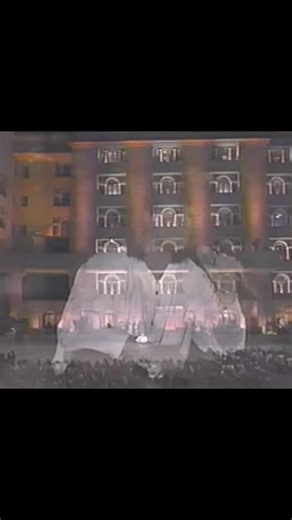 Jesús es verbo no sustantivo se llama el 2do álbum de Ricardo Arjona , en 1988 fue lanzada este tema fue muy controvercial y criticado, pero con este tema fue reconocido internacionalmente y lanzado a la fama Esta canción nos da un mensaje claro q Jesús no solo quiere q hablemos de él, si no q actuemos con los ejemplos q el nos dio perdón por la grabación 😊 #80s #letras #cantantestiktok #recuerdos #viral #parati #ricardoarjonaoficial #musica #ricardo
