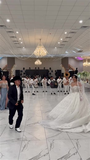 Boda con Banda: José y su Baile nupcial