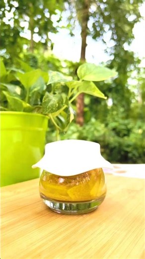 DIY Under Eye Patches For Dark Circles and Puffy Eyes